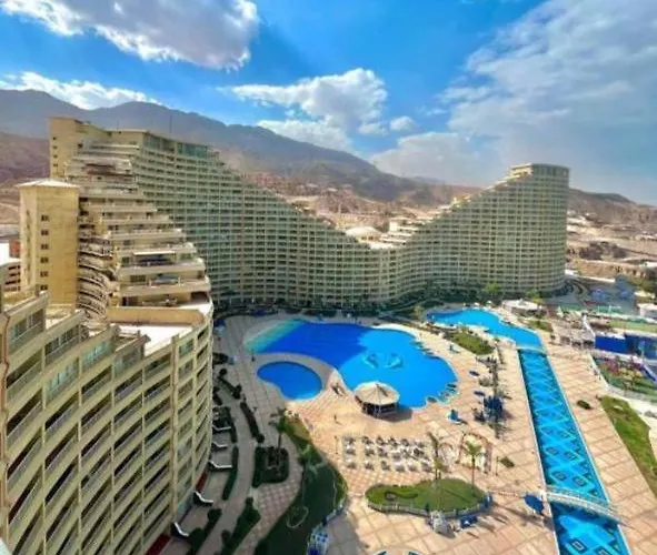 A Private For And Your Family In Porto Sokhna